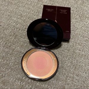 Charlotte Tilbury Cheek to Chic Blush in Ecstasy